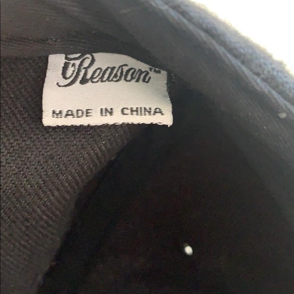 Reason hat - Picture 5 of 6